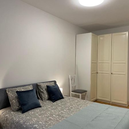 Apartament Przy Atrium Okolice Stacji Metra Rondo Onz Warschau Exterior foto